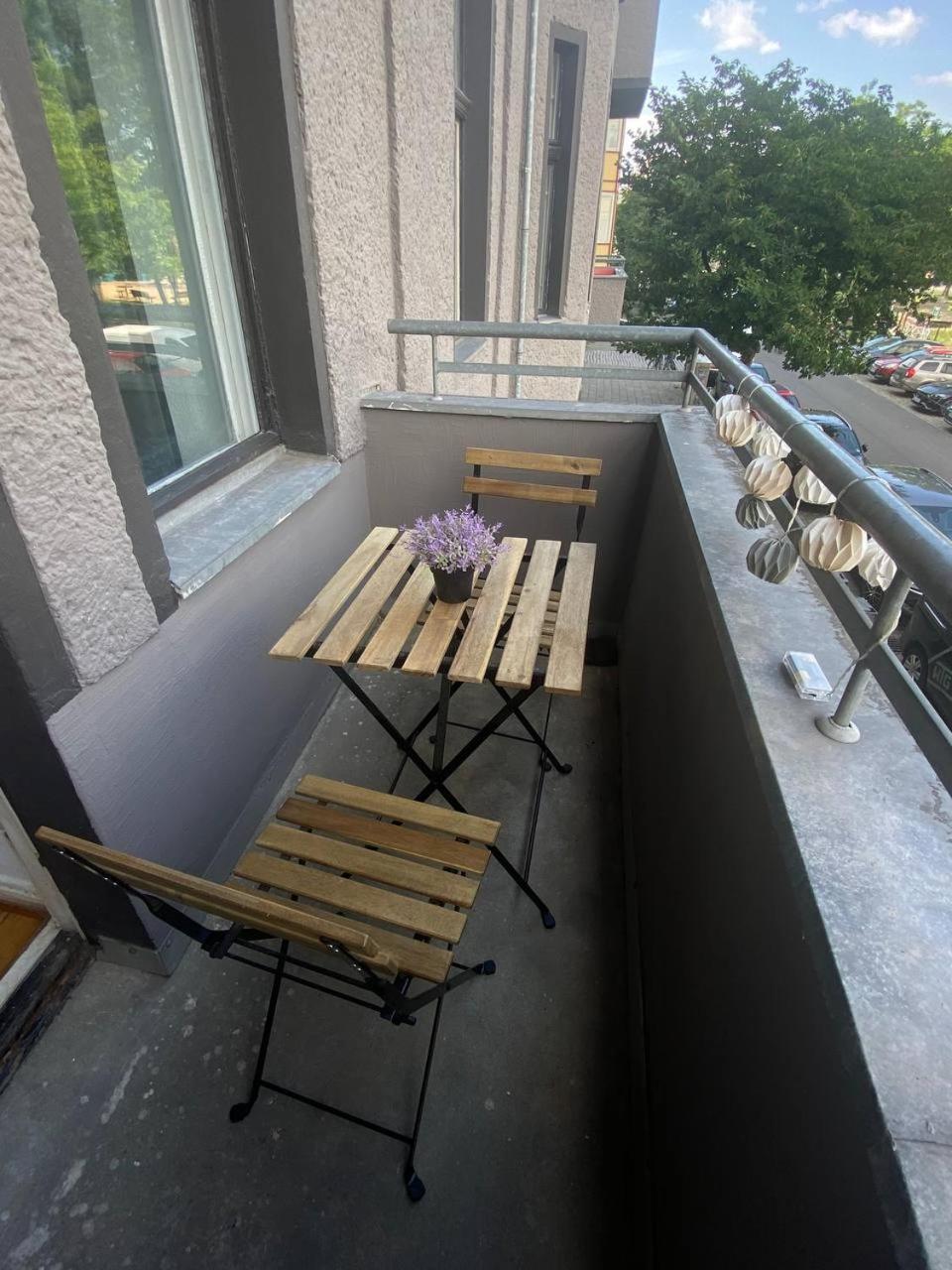 Stylish 2-Room Apartment With Balcony Next To East Side Gallery Berlin Extérieur photo