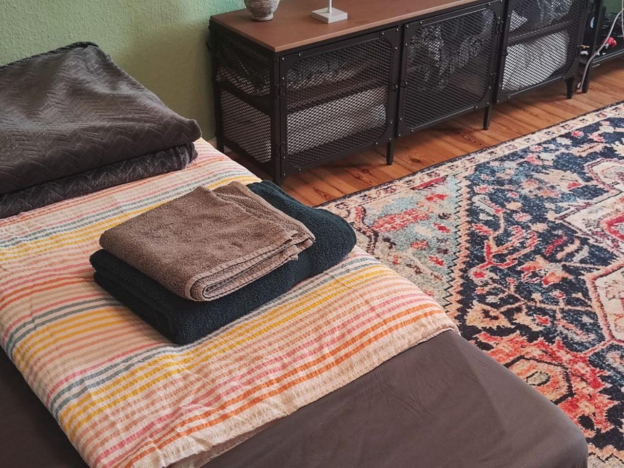 Stylish 2-Room Apartment With Balcony Next To East Side Gallery Berlin Extérieur photo